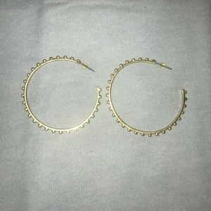Stella and Dot gold earrings